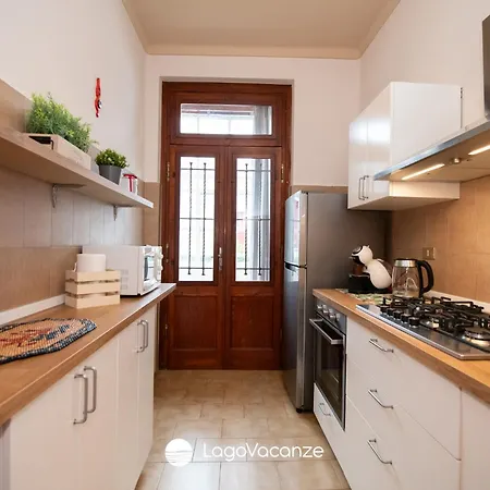 Ada Apartment *